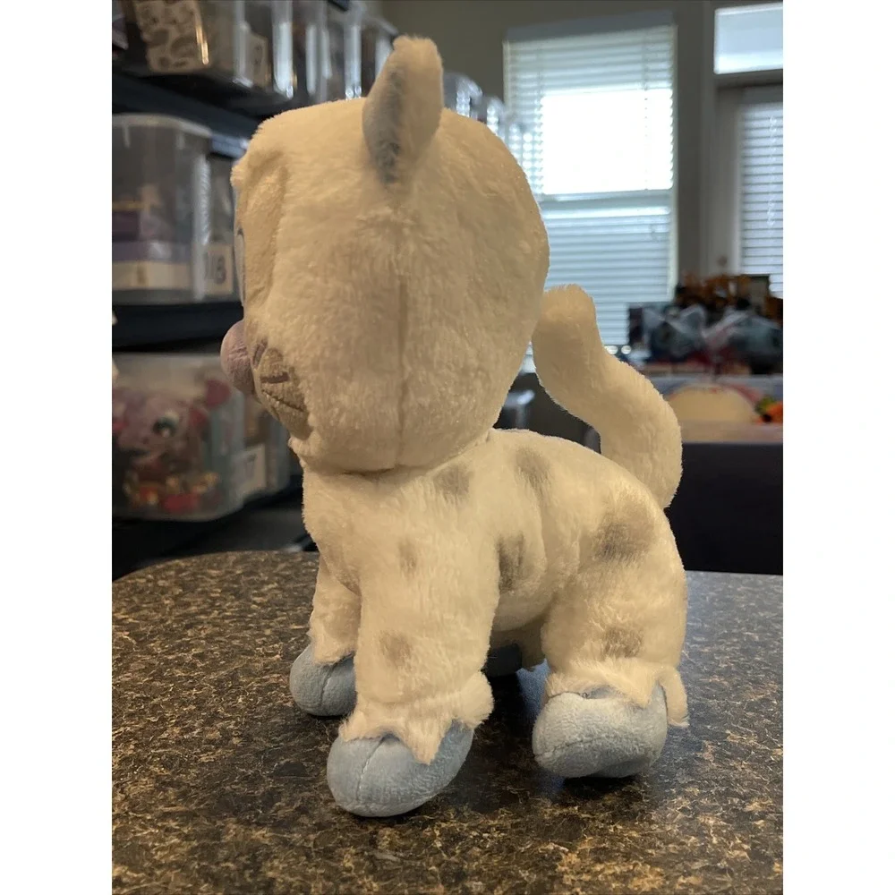 Disney Parks Expedition Everest‎ Yeti White Snow Leopard Cat Hidden Mickey Plush